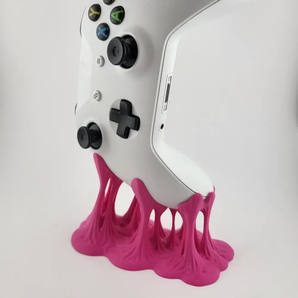 3D-Printed Bubblegum-Style Des - огляд і ціна 3D Printing Xbox Controller Holder